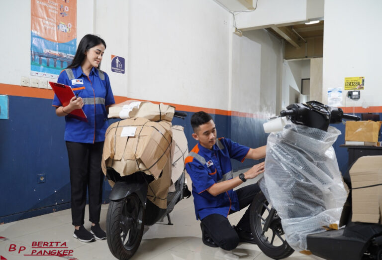 angkutan-lebaran-2025-kai-logistikangkut-ribuan-motor-hewan-peliharaan