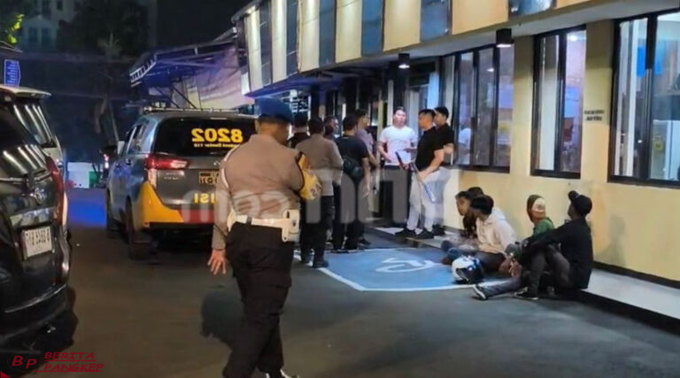 buntut-bentrok-2-kelompok-di-jalan-raya-bogor-7-orang-diamankan-polisi