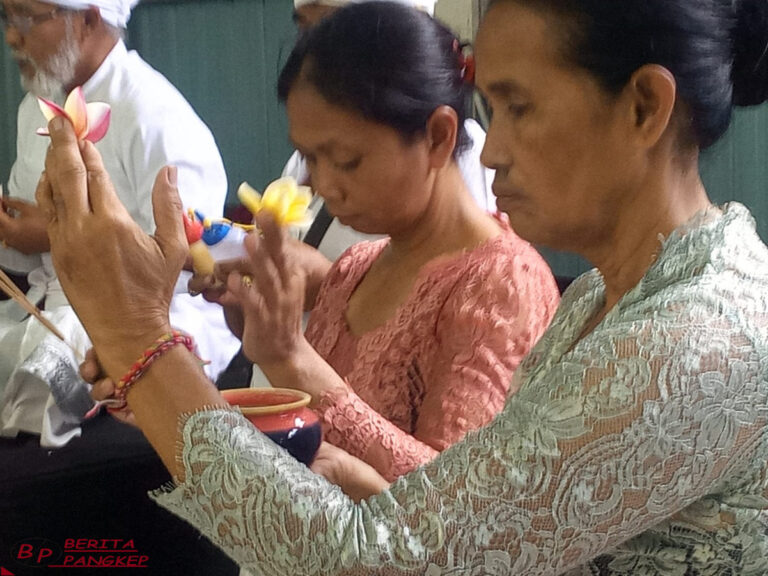 cek-jadwal-lokasi-piodalan-di-bali-saat-sugimanek-jawa-kamis-174-lengkap