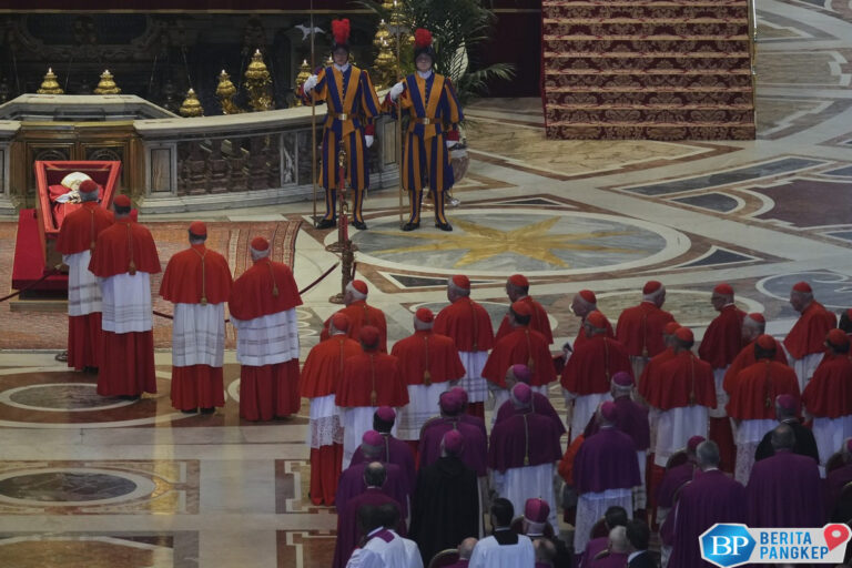 deretan-raja-hingga-presiden-dunia-hadiri-pemakaman-paus-fransiskus