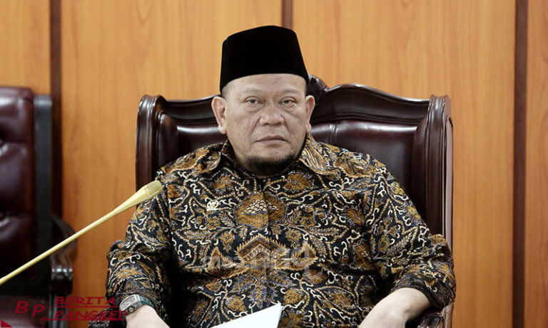 ditanya-pemanggilan-la-nyalla-kpk-tunggu-saja