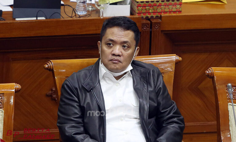 habiburokhman-pastikan-dpr-tetap-minta-masukan-masyarakat-dalam-penyusunan-ruu-kuhap