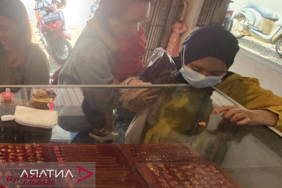 harga-emas-perhiasan-di-palembang-melonjak-mendekati-rp-11-juta