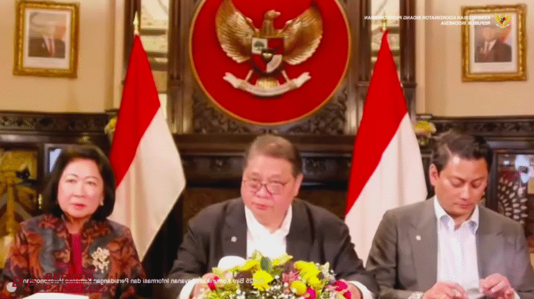 ini-2-sektor-yang-kena-dampak-keras-tarif-trump-ke-ri
