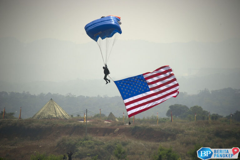 nasib-dunia-ogah-pelesiran-ke-as-warganya-juga-pilih-ke-luar-negeri
