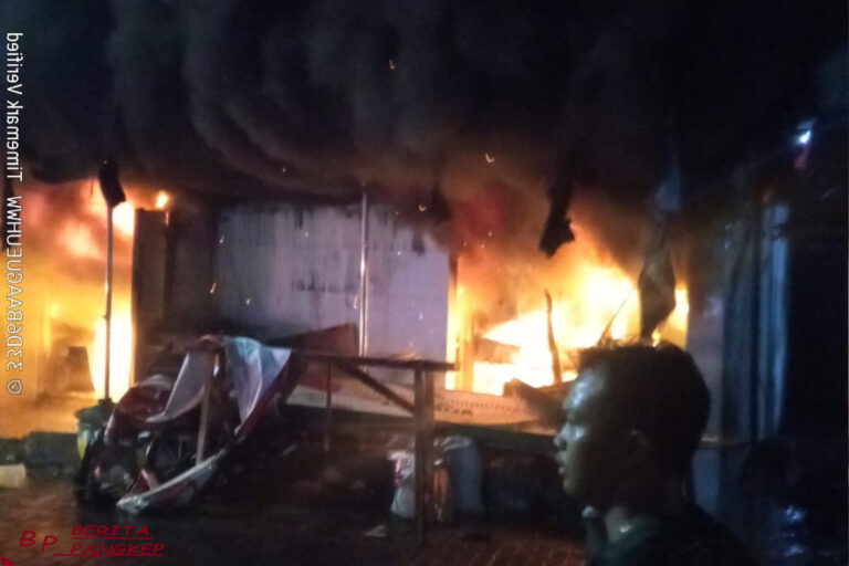 rumah-di-kedung-rukem-surabaya-kebakaran-2-orang-dilaporkan-tewas