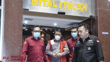 sidang-tuntutan-3-hakim-pn-surabaya-kasus-ronald-tannur-ditunda