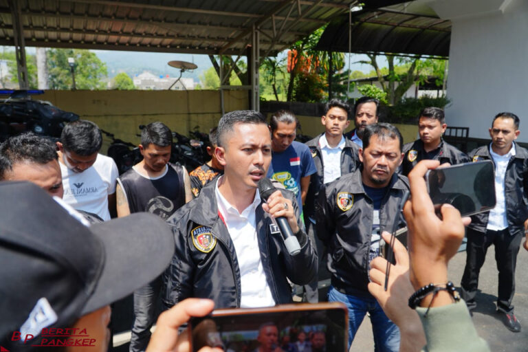 suami-adelia-septa-ditetapkan-jadi-tersangka-kasus-kdrt