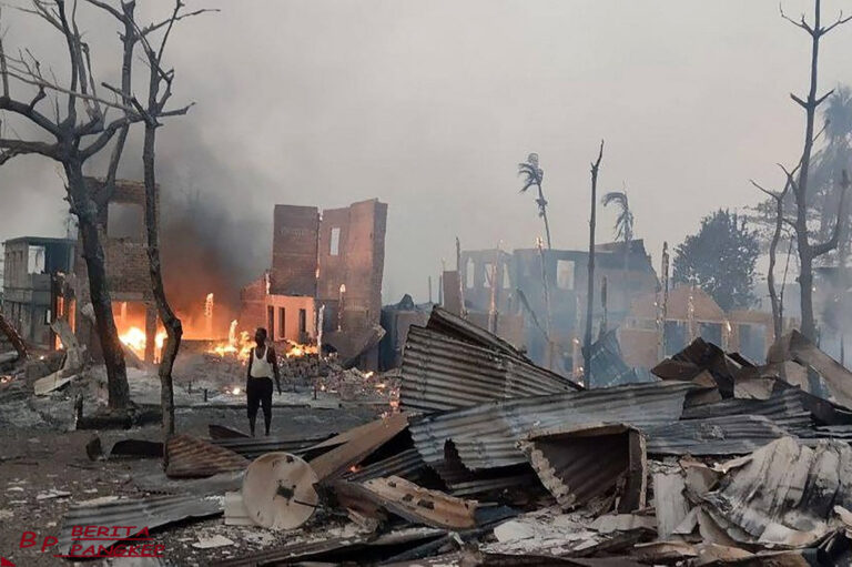 tanda-perang-segera-berakhir-malaysia-turun-tangan-langsung