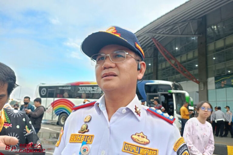 tuai-kritikan-gowes-bareng-pramono-anung-batal-lewat-jlnt-casablanca