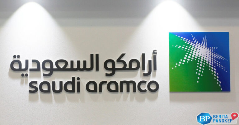aramco-lagi-apes-pendapatan-q1-anjlok-rp214-triliun