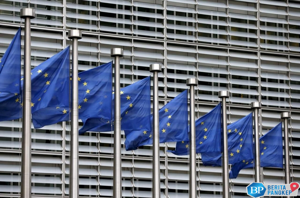 barat-terpecah-eropa-kaget-tuding-trump-menangkan-putin