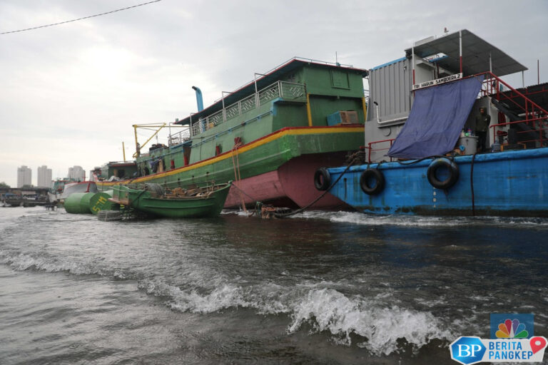 bmkg-warning-masyarakat-di-pesisir-untuk-siaga-dan-waspada-ada-apa