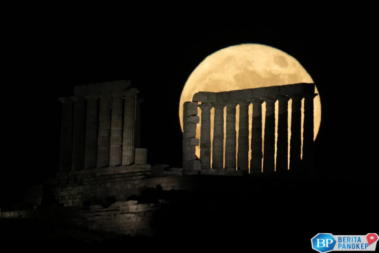 bulan-purnama-stroberi-bakal-muncul-ini-penjelasan-prediksi-puncaknya