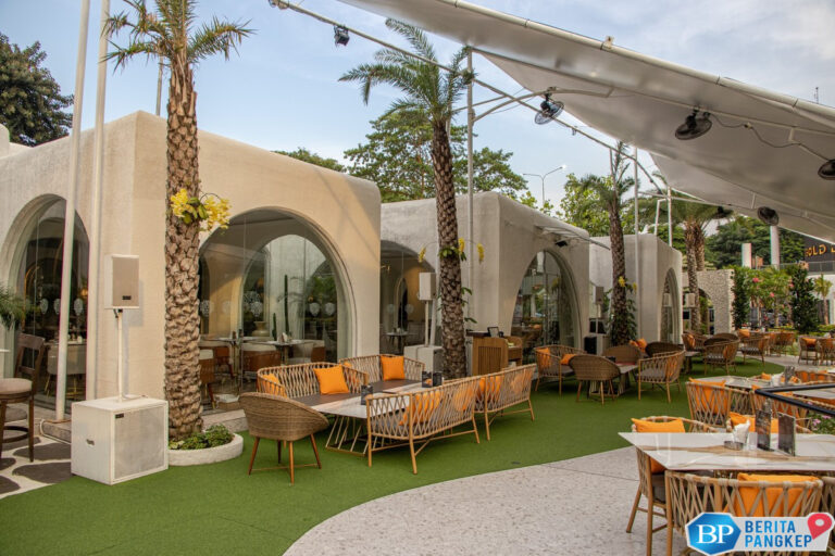 cari-tempat-makan-merapat-ke-dion-santapan-makin-lezat-di-tepi-danau