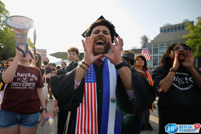 diusir-trump-mahasiswa-asing-di-as-justru-diincar-kampus-dunia