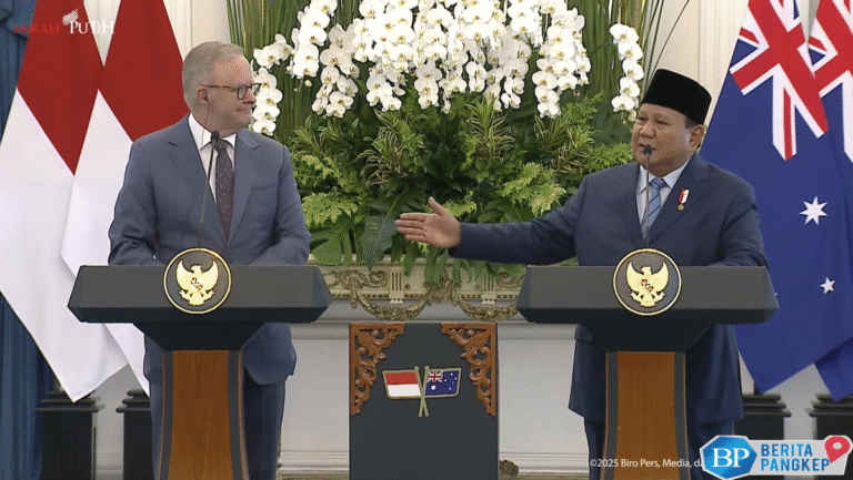 dunia-lagi-rusuh-prabowo-dorong-ri-australia-rapatkan-barisan