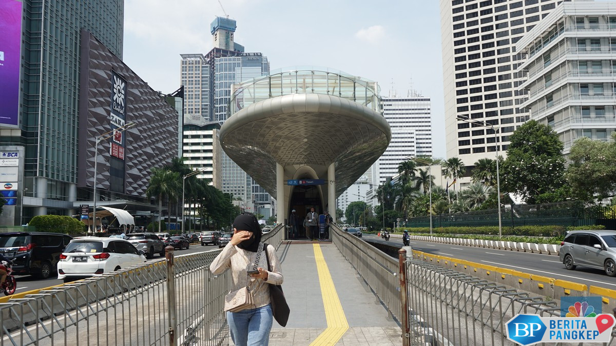 gejala-sakit-kepala-akibat-cuaca-panas-dan-cara-menghindarinya