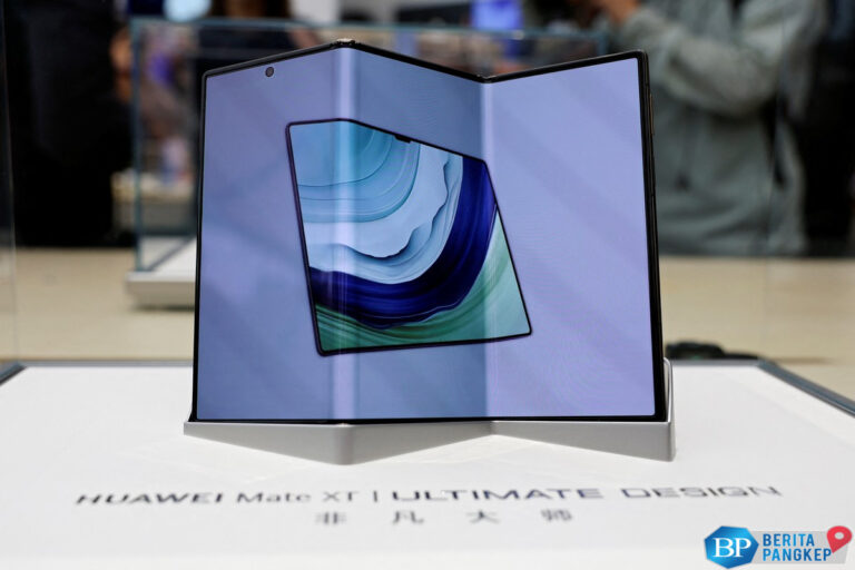 hp-lipat-tiga-samsung-mau-rilis-mirip-hp-huawei-rp-52-juta-di-ri