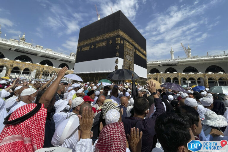 jemaah-haji-ri-dianggap-bodoh-duit-ludes-kena-tipu-orang-arab