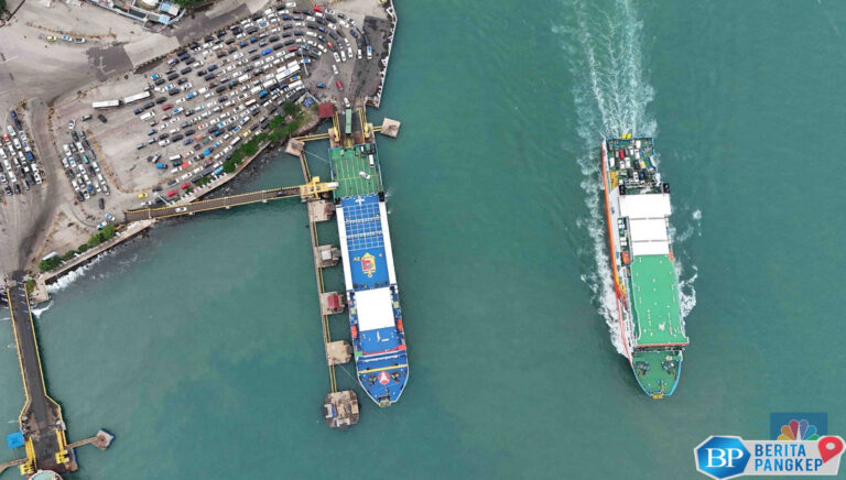 kapal-dagang-ri-meledak-dahsyat-di-tengah-samudera-cia-turun-tangan