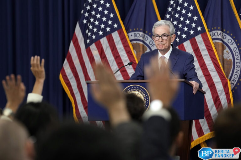 lengkap-ini-bocoran-pertemuan-the-fed-banyak-singgung-tarif-trump