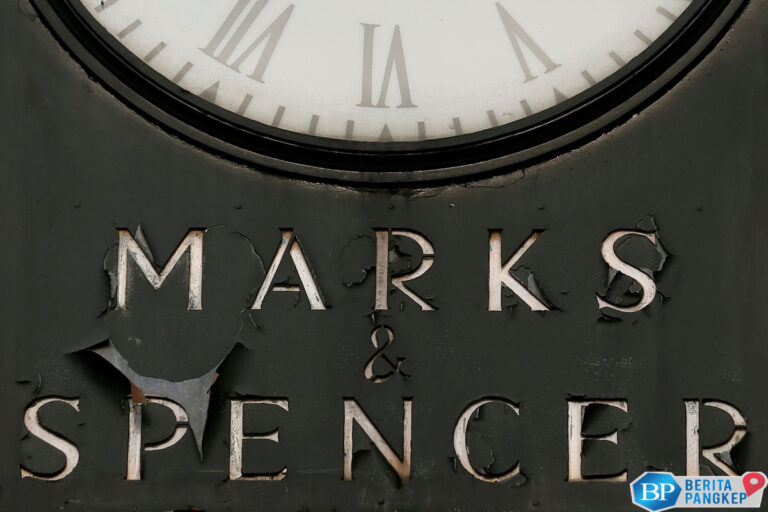marks-dan-spencer-kena-serangan-siber-rugi-rp1535-triliun