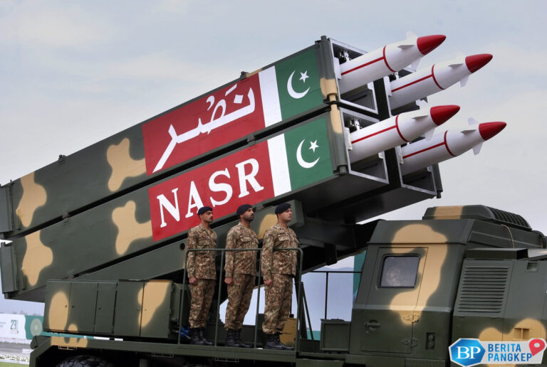 perang-nuklir-selangkah-lagi-pakistan-tembak-rudal-india-lakukan-ini