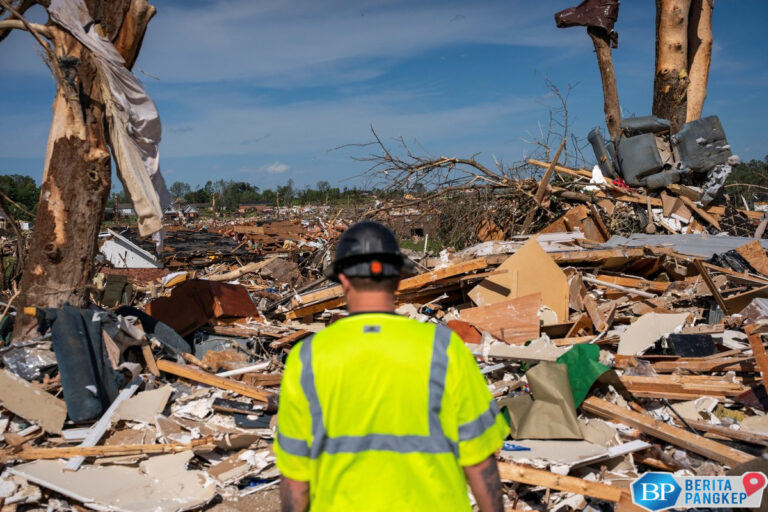 potret-malapetaka-dahsyat-menghantam-as-korban-jiwa-bergelimpangan