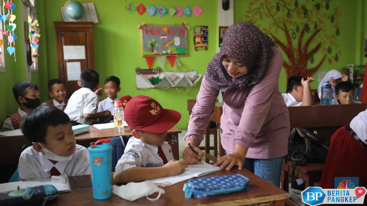 syarat-indonesia-emas-2045-tercapai-guru-harus-naik-level