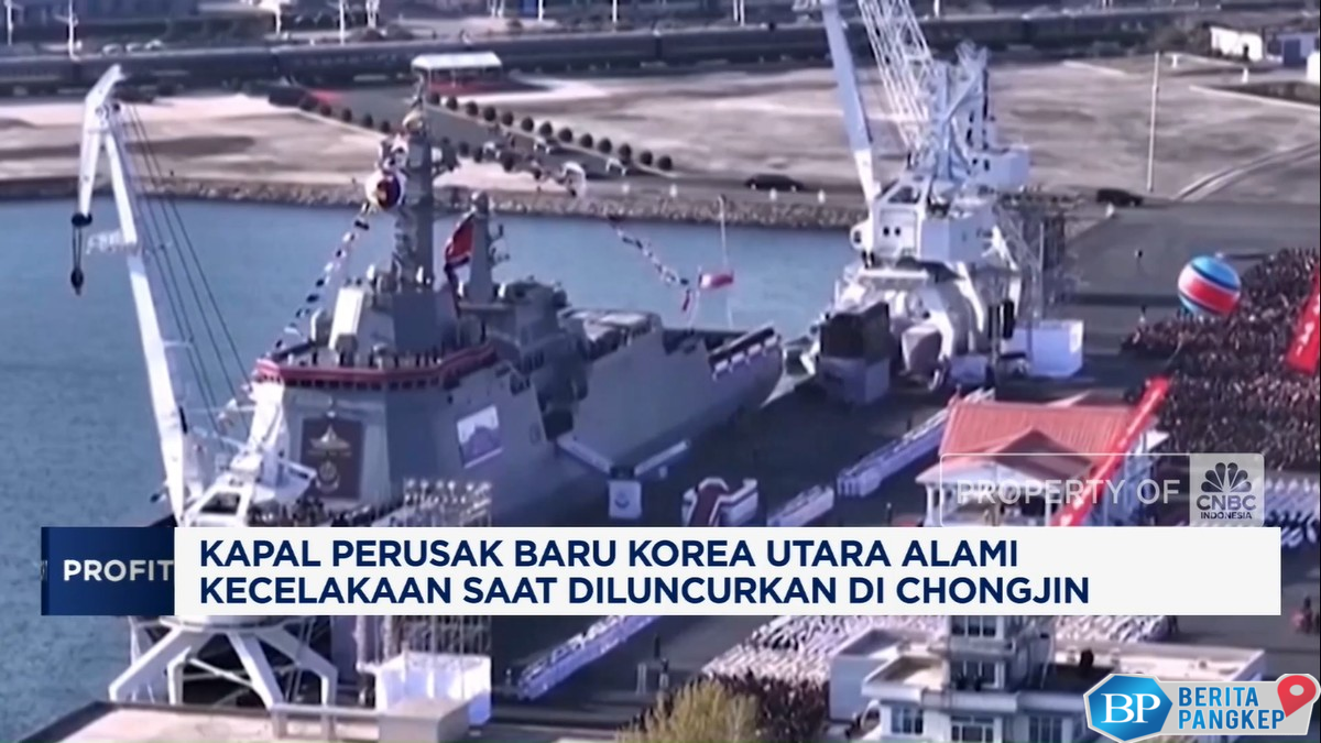 video-kapal-perusak-baru-korut-alami-kecelakaan-saat-diluncurkan