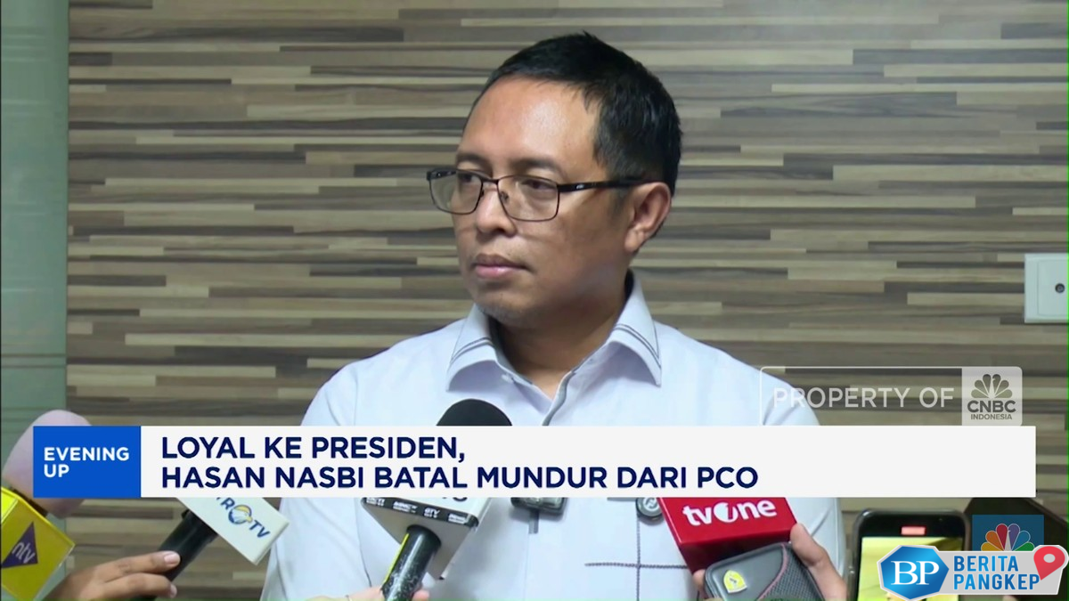 video-loyal-ke-presiden-hasan-nasbi-batal-mundur-dari-pco