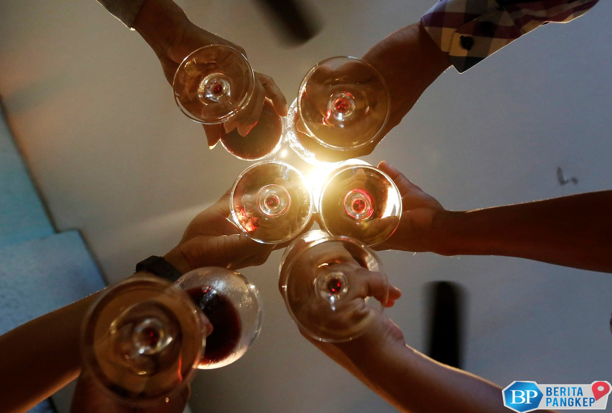 10-negara-paling-gemar-minum-alkohol-ada-indonesia