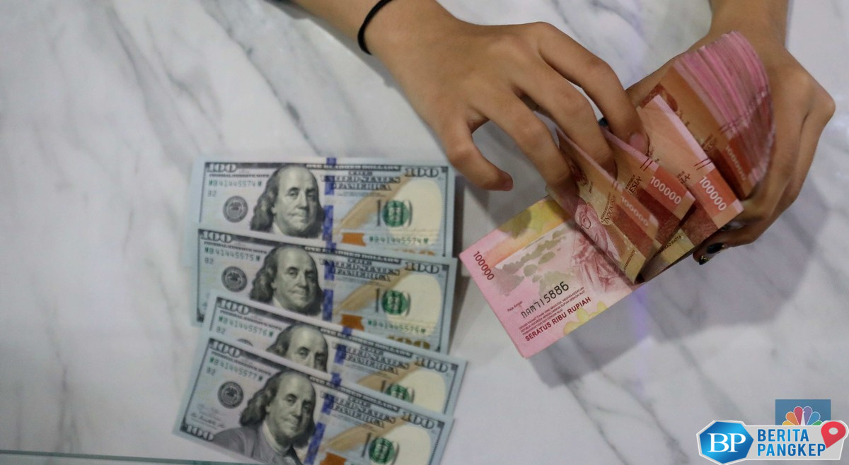 3-jurus-bj-habibie-menjinakkan-dolar-dari-ro16000-ke-rp6550