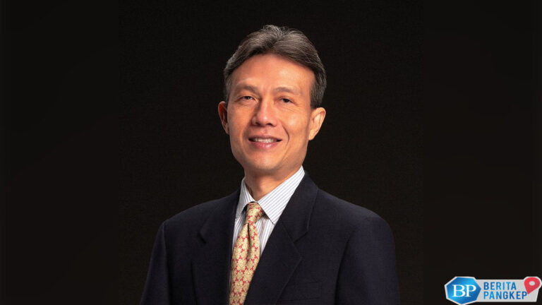 angkat-arief-sidarto-jadi-dirut-baru-saham-ammn-jeblok-762