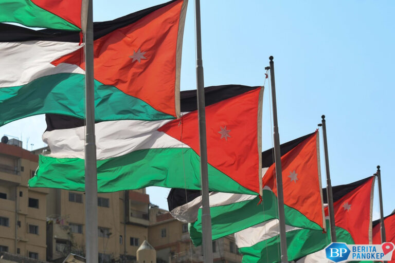 diapit-perang-israel-iran-yordania-sikat-rudal-dan-drone-nyasar