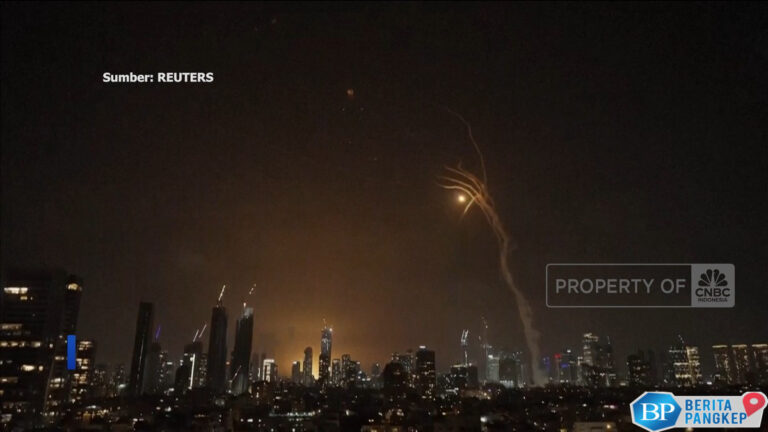 iran-serang-israel-iron-dome-kewalahan-ledakan-terdengar-di-tel-aviv