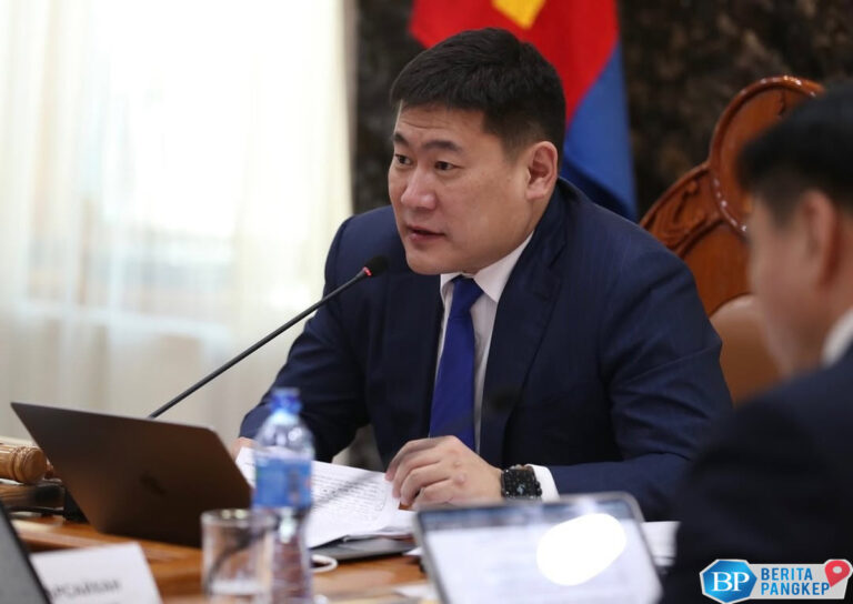 perdana-menteri-lengser-usai-terjerat-skandal-gaya-hidup-mewah-anak