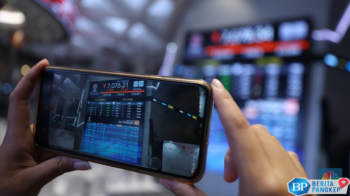 sambut-ihsg-dan-rupiah-esok-simak-deretan-sentimen-pekan-ini