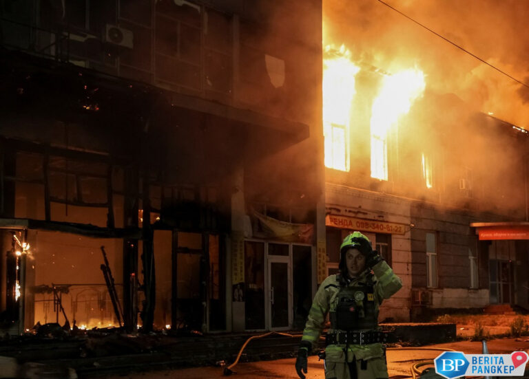 trump-ingatkan-ukraina-putin-bakal-kirim-serangan-lebih-ganas