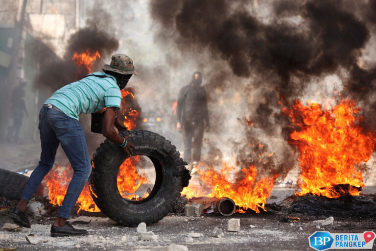 update-terbaru-preman-kepung-dan-acak-acak-satu-negara