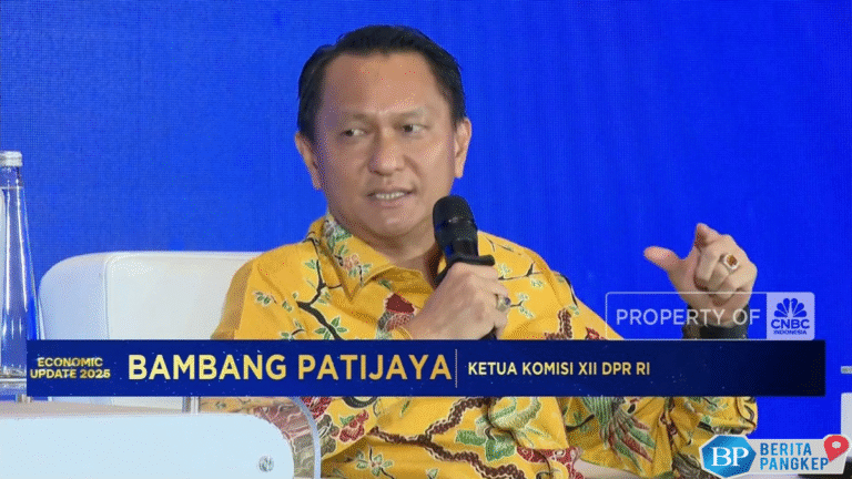 video-dpr-dukung-hilirisasi-ri-harus-ambil-peran-strategis-di-ev