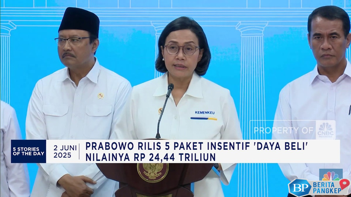 video-prabowo-rilis-5-paket-insentif-daya-beli-badai-phk-guncang-as