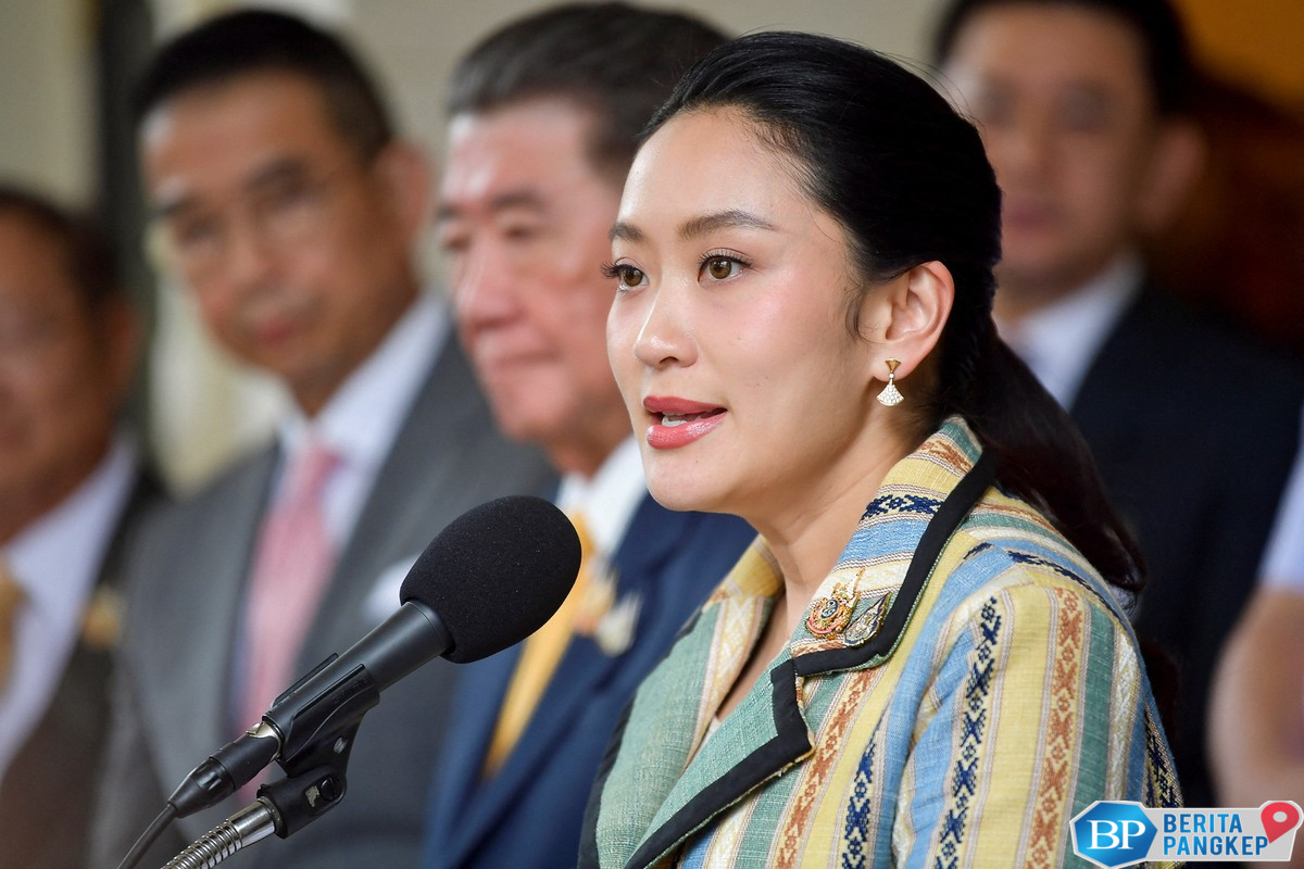 warga-thailand-gelar-demo-pm-paetongtarn-diminta-mundur
