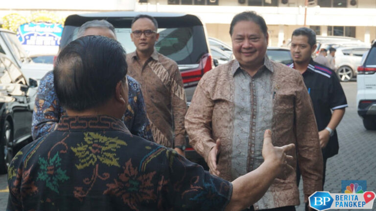 airlangga-masih-tunggu-kepastian-soal-tarif-dagang-as