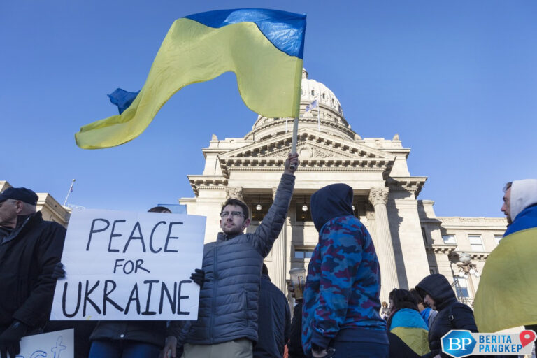 alasan-perdana-menteri-ukraina-mengundurkan-diri-di-tengah-perang