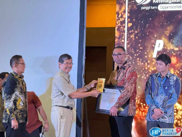 dorong-perlindungan-tenaga-kerja-pegadaian-raih-paritrana-award-2025