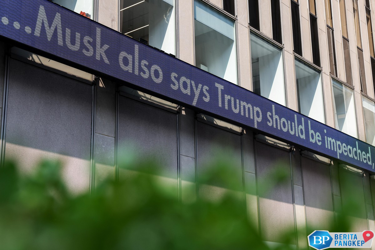 elon-musk-mendadak-jadi-idola-di-china-usai-kritik-trump