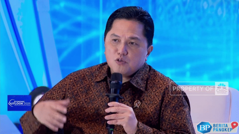 erick-thohir-akan-berkantor-di-danantara-seminggu-sekali