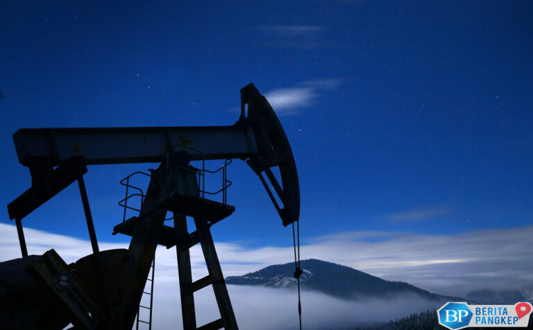 gara-gara-terjebak-hujan-badai-tiba-tiba-jadi-raja-minyak-di-ri